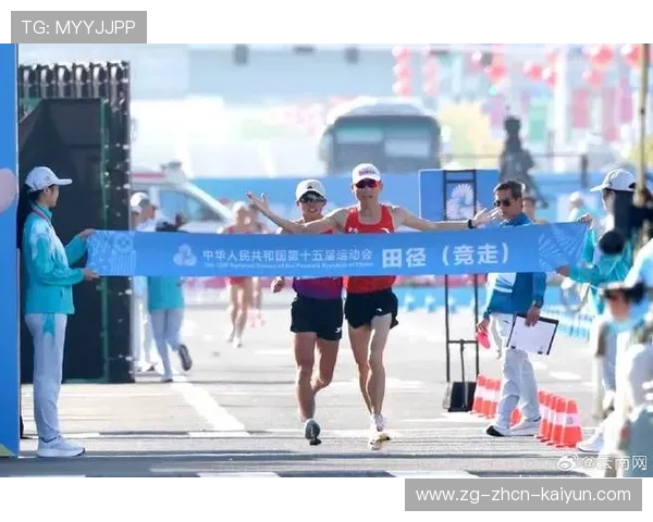 全国青年运动会赛况：新秀表现抢眼成媒体焦点，全国青年运动会会标